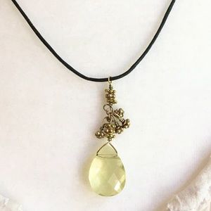 Spectacular lemon quartz, brass & leather choker!